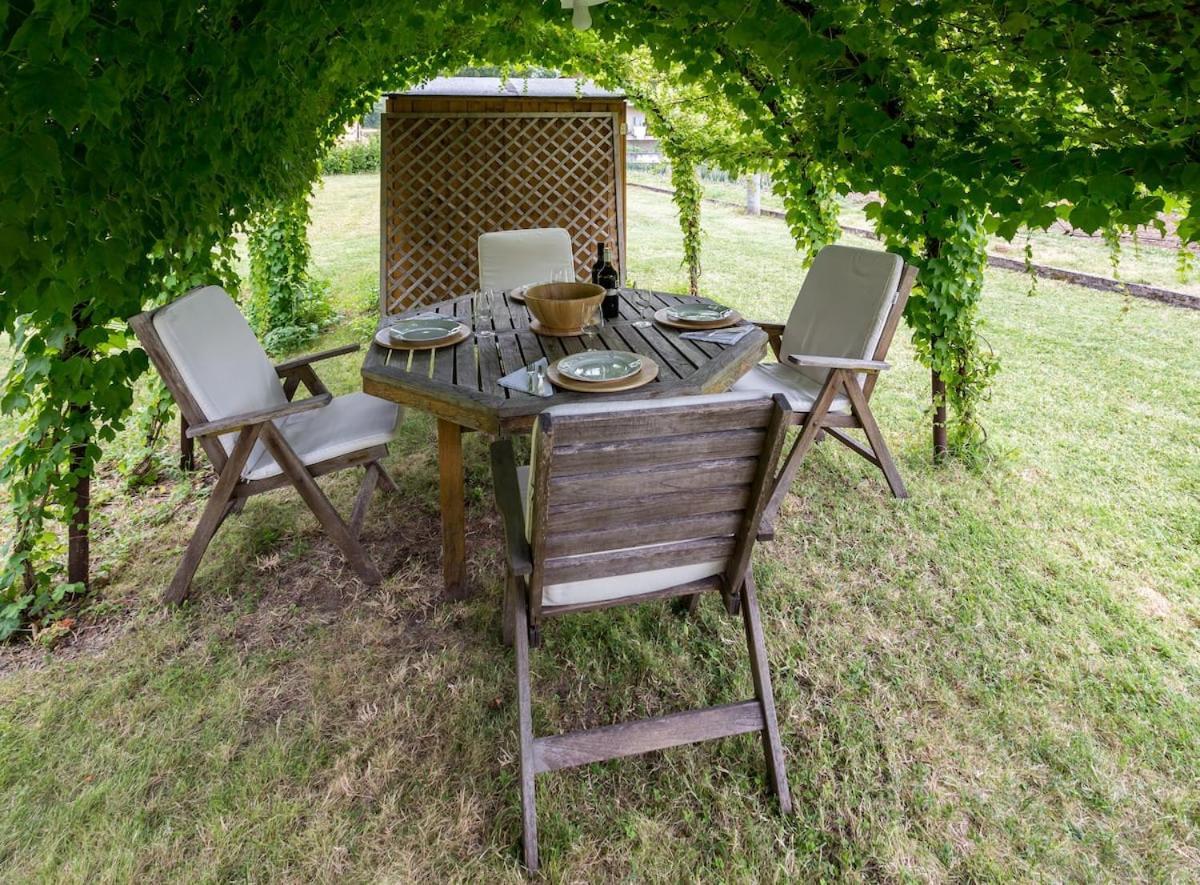 Casa Ridente Nella Valle Del Menotre Con Giardino Pale Exteriér fotografie